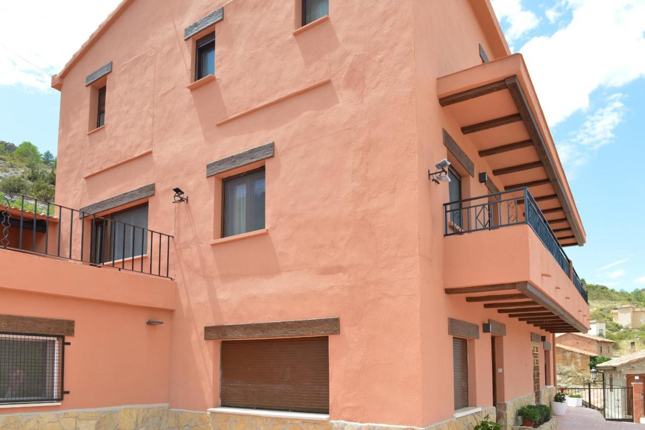 La Casita De El Cuervo Acomodação com café da manhã Exterior foto